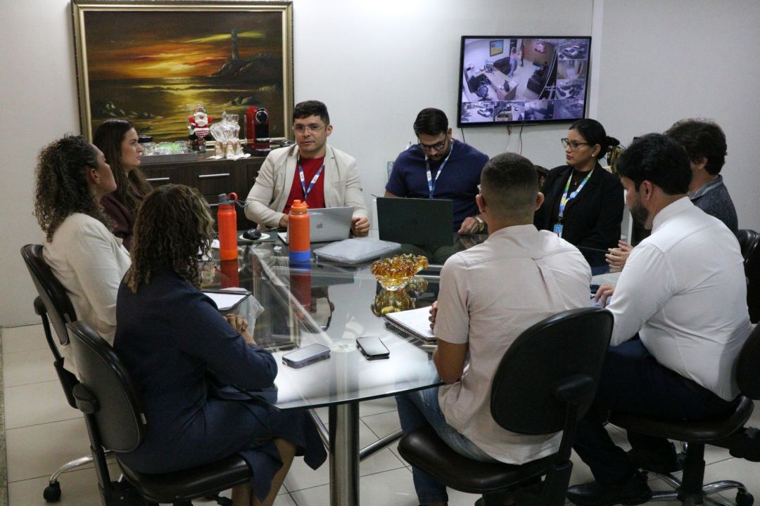 12.11.2025 | Reunião sobre transparência e gestão - Foto 5