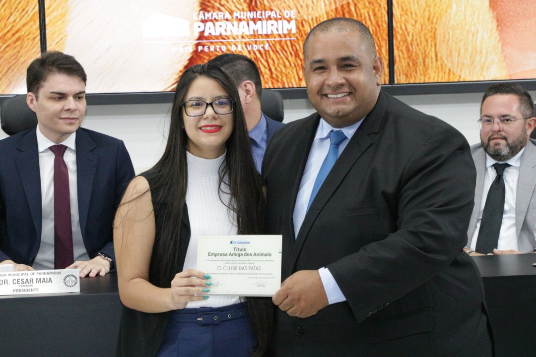01.12.2025 | Sessão soelene Empresa Amiga dos Animais, e Amigos dos Animais - Foto 16