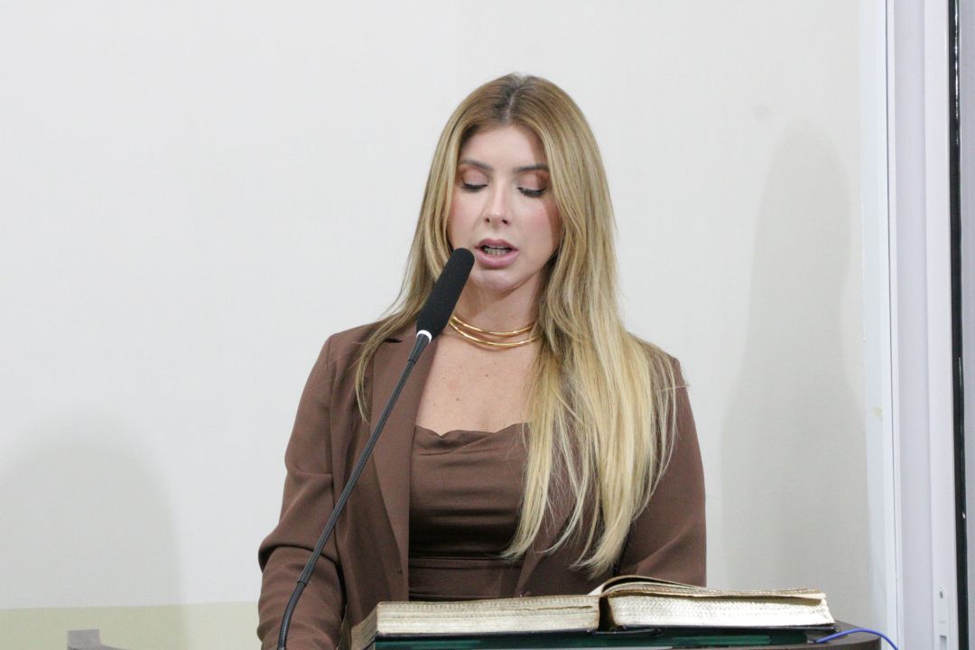 02.12.2025 | Sessão Solene: Comenda Lenice Cardoso Neves - Foto 1